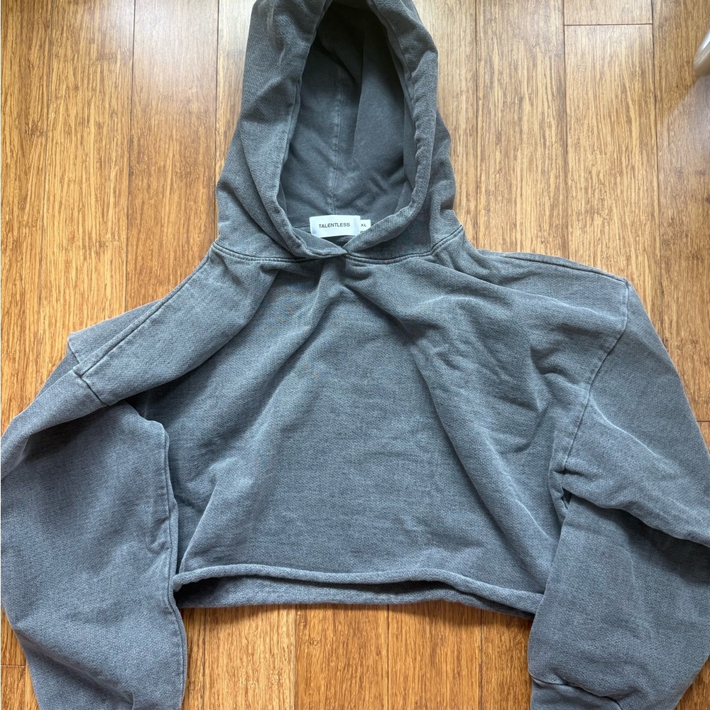 TALENTLESS Heather Gray Hoodie women’s XL